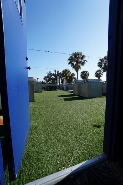 Building Photo - 1509 Abbot Kinney Blvd