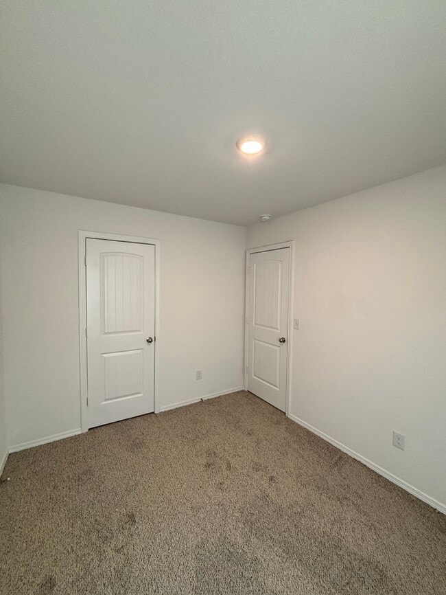 Building Photo - 70 Kinley Brk Ln