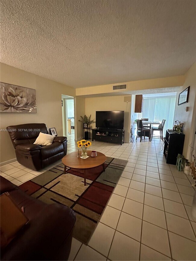 Building Photo - 8025 SW 107th Ave