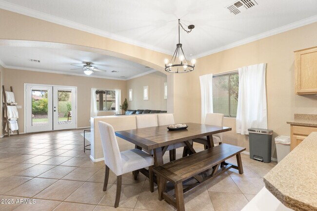 Building Photo - 17471 W Desert Sage Dr