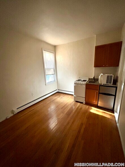 Building Photo - 53 S Huntington Ave