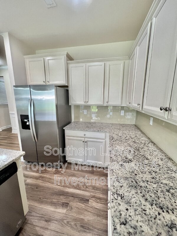 Building Photo - 5706 Lachlan Hill Ln