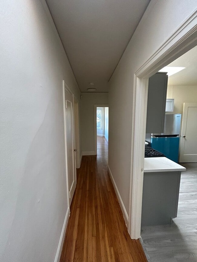 Building Photo - 1862 20th Ave