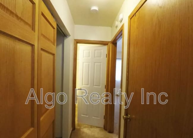 Building Photo - 3526 N Newton Ave