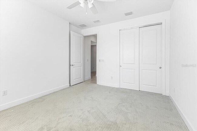 Building Photo - 9982 Beachwalk Dr