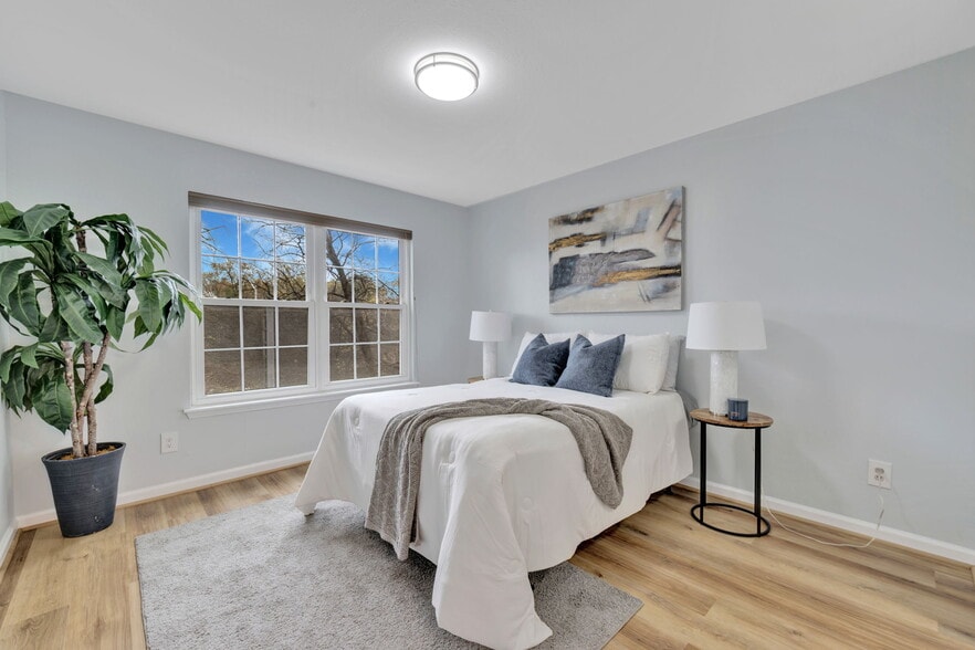 Building Photo - 3309 Wyndham Cir