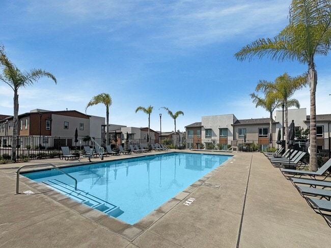 Building Photo - Beautiful 3B/2.5BA Townhome in Vista for R...