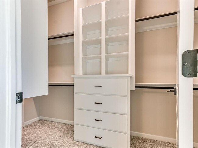 Building Photo - 2921 SW 132nd St