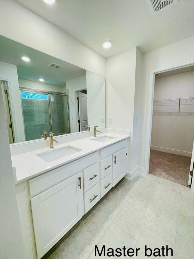 Building Photo - 2760 Westgate Pk Dr
