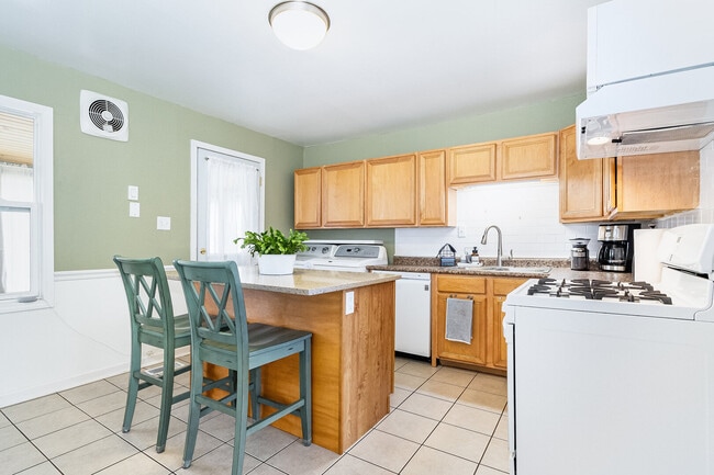 Building Photo - 531 Glen Ave