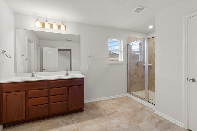 Building Photo - 22230 Wave Hill Ln