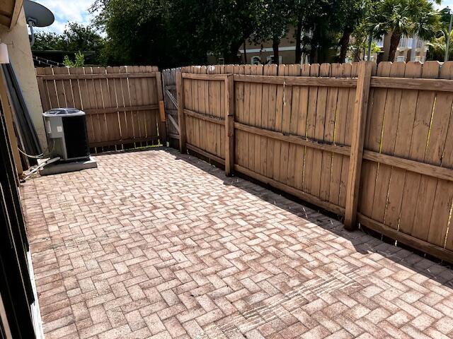 Building Photo - 10323 Boca Bend W