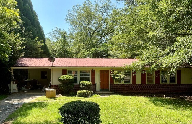 Primary Photo - **COMING SOON! Beautiful Remodel In Progre...
