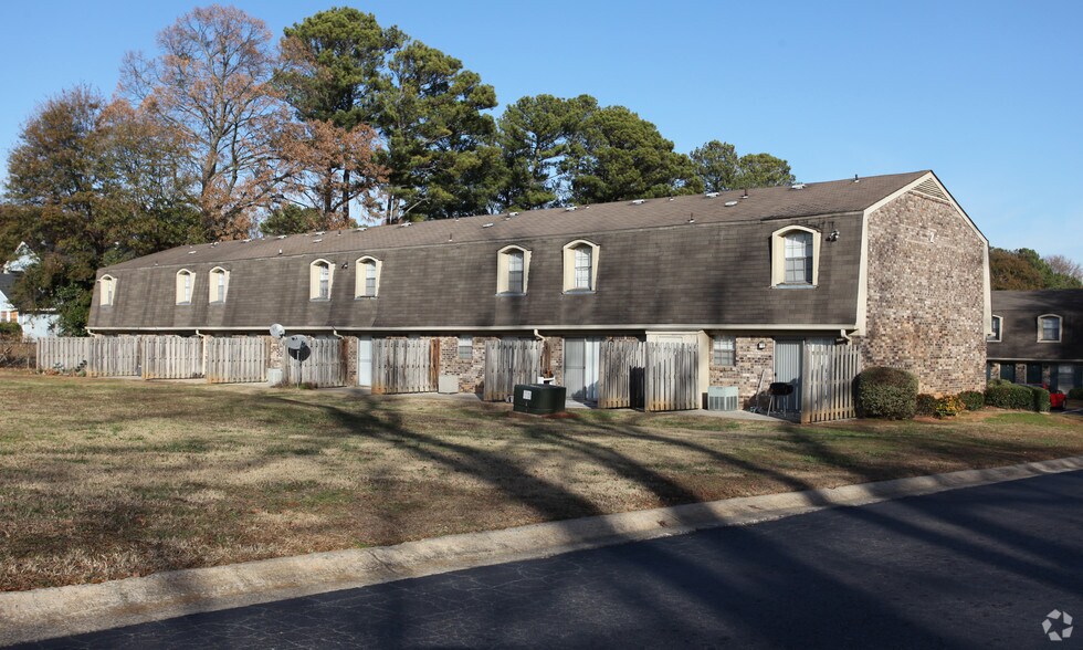 Oxford Townhouses 6042 N Lee St Morrow GA 30260 Apartment Finder