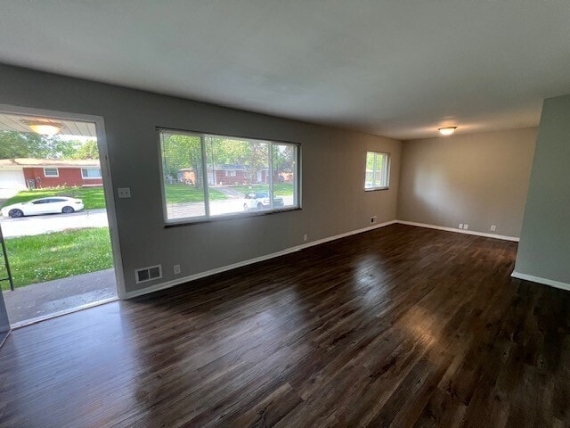 Building Photo - 5556 Culver St