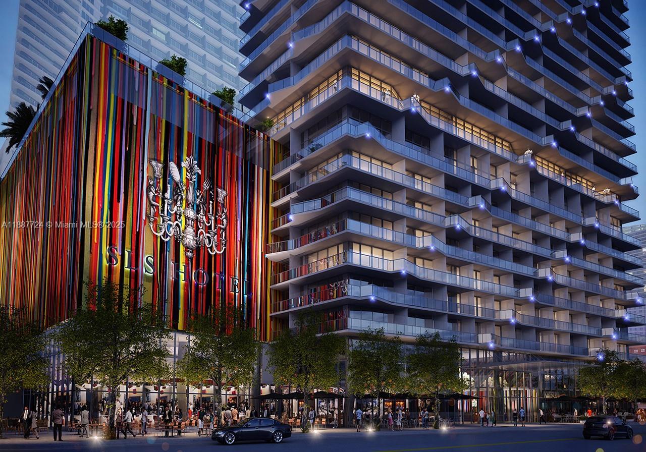 Building Photo - 801 S Miami Ave