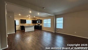 Building Photo - 9826 Marbach Gdn