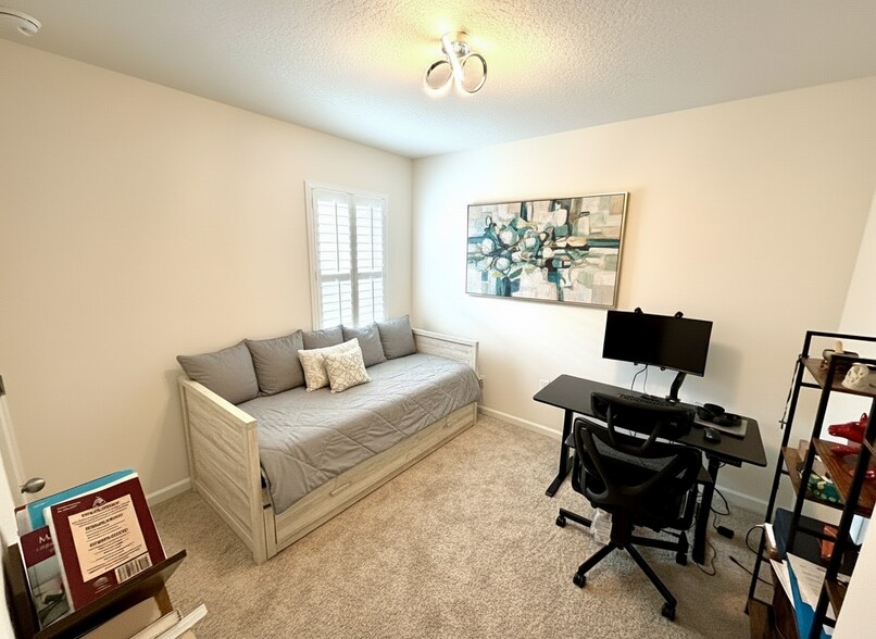 Building Photo - 12230 SW Rimini Way
