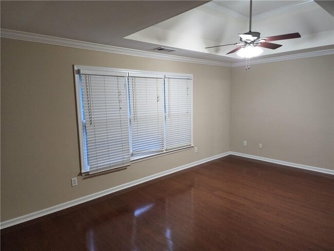 Building Photo - 12990 Meridian Ct