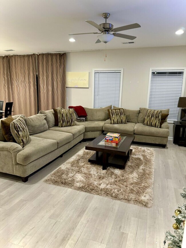 Building Photo - 4119 Thimbleberry Dr