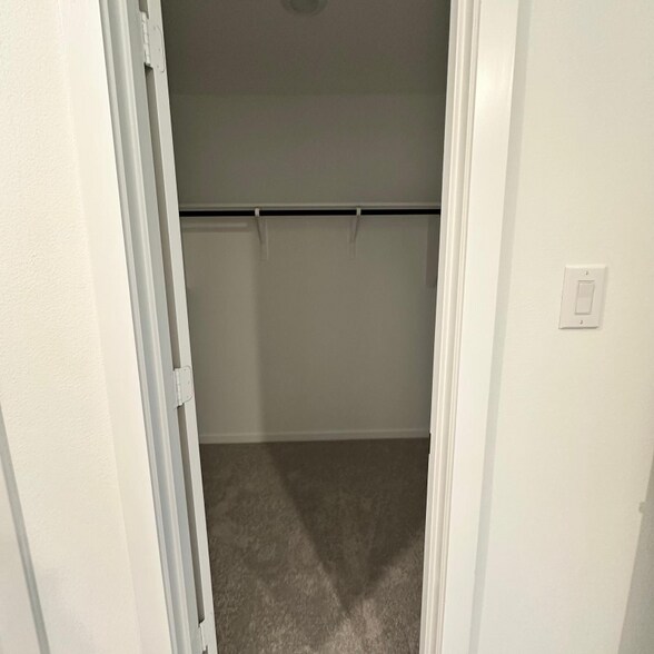 Building Photo - 1329 Wedge Leaf Ln