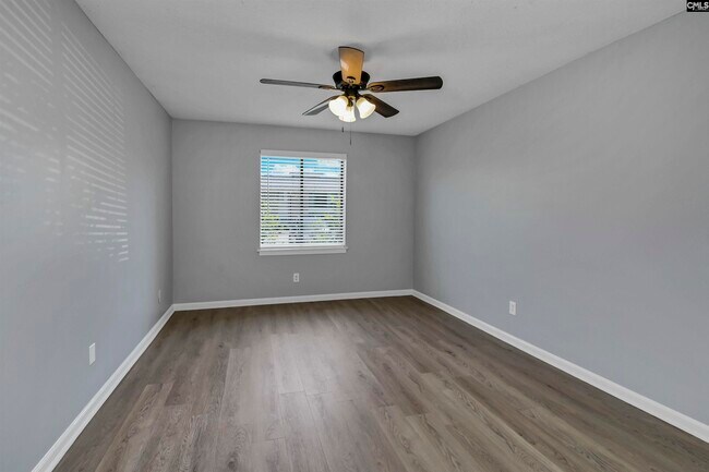 Building Photo - 331 W Main St