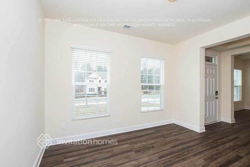 Building Photo - 131 Sassafras Rd