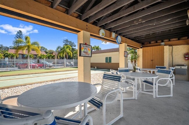 Building Photo - 4440 Pelorus Dr