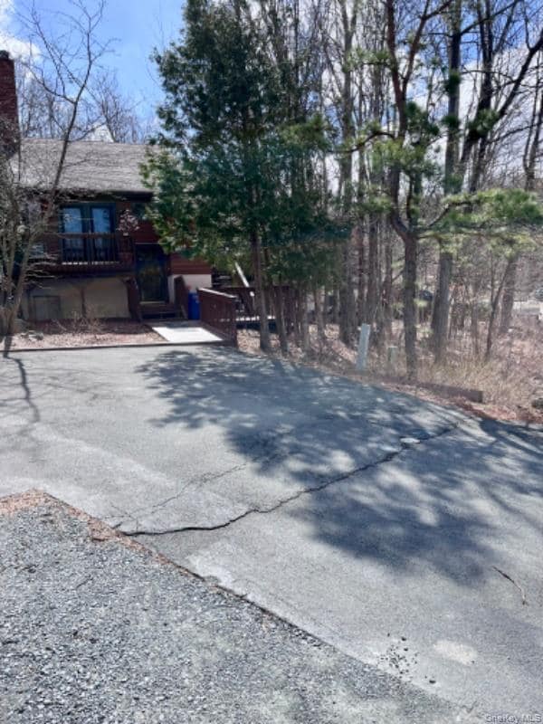 Building Photo - 50 Meadowlark Ln