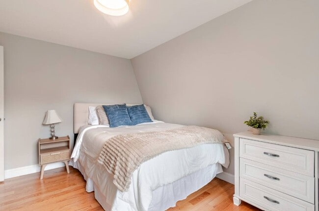 Building Photo - 45 Indian Hill Ave