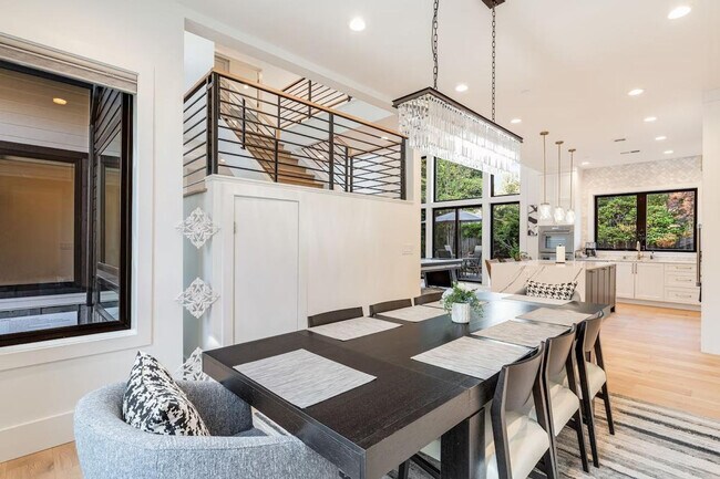 Building Photo - 115 110th Pl SE