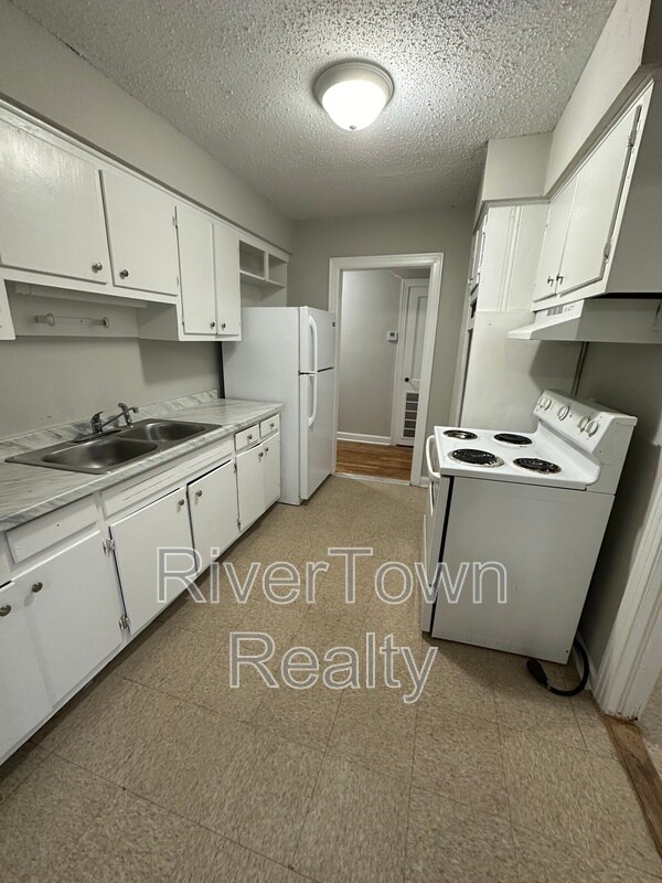Building Photo - 782 Frayser Dr