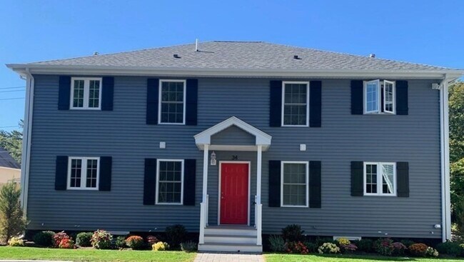 Primary Photo - 32 Sudbury St