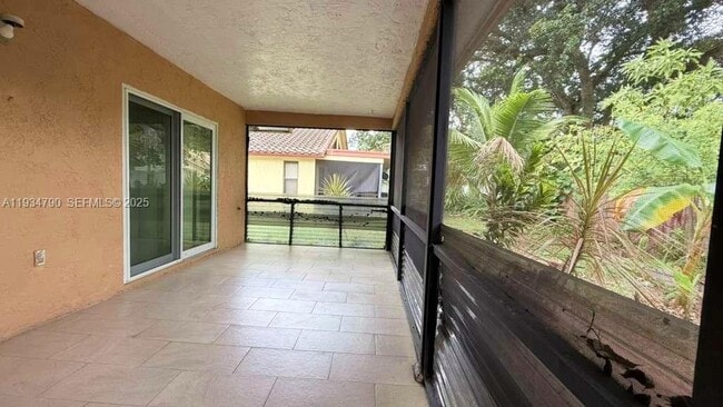 Building Photo - 2377 NW 123rd Ave