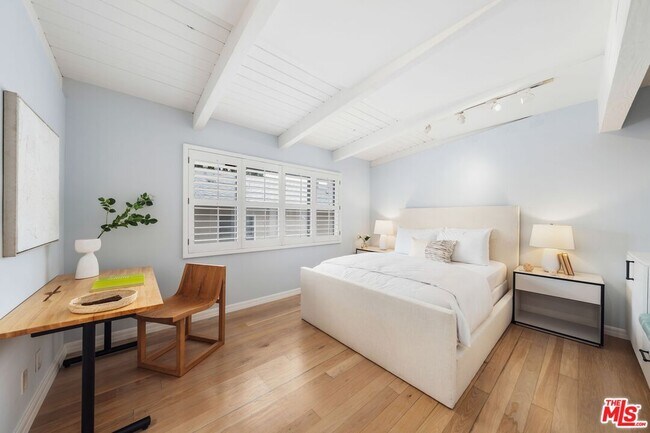 Building Photo - 831 14th St