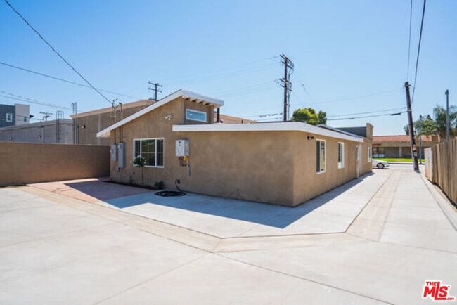 Primary Photo - 2746 Santa Anita Ave
