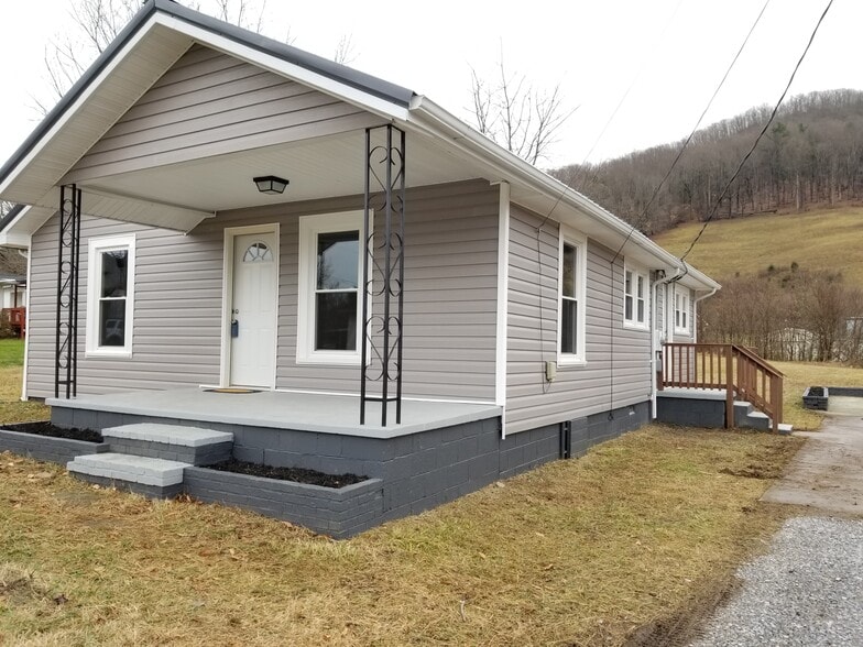Building Photo - 1808 Chestoa Pike