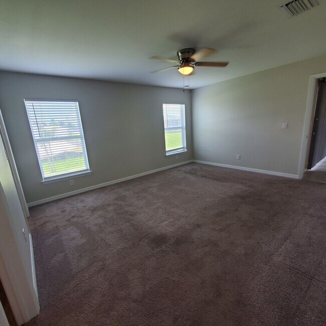 Building Photo - Coming Soon! 4 Bedroom 2 Bath Annual Rental in NW Cape!