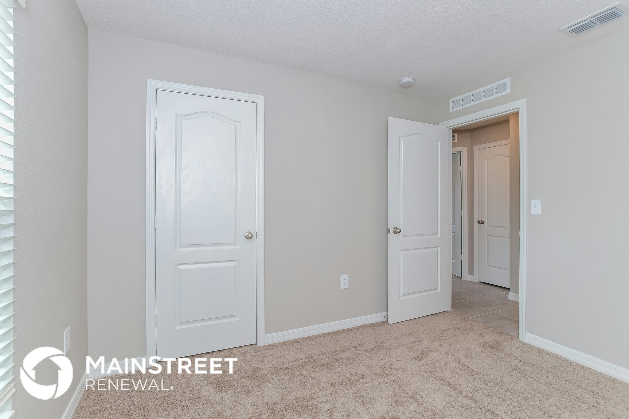 Building Photo - 333 Daffodil Ln