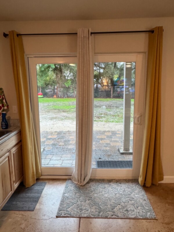 Building Photo - 2091 Fallbrook Ct