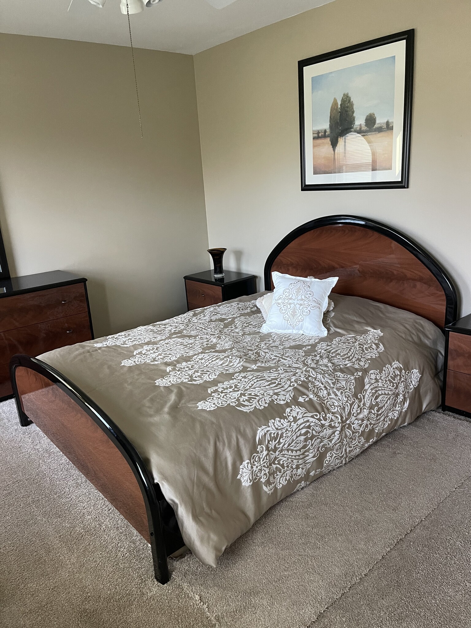 Upstairs south bedroom - 6349 Woodhall Ct