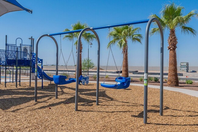 Building Photo - Modern 3-Bed + Den Home in Ventana De Estrellas