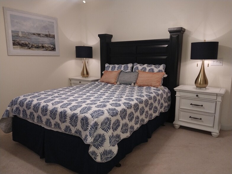 Building Photo - 4384 Daphne Ln