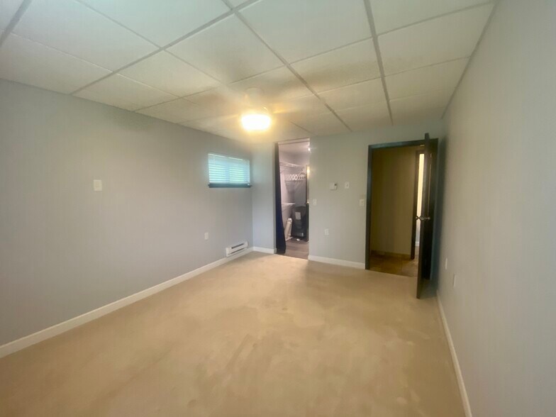 BR2 - 5333 Brody Dr