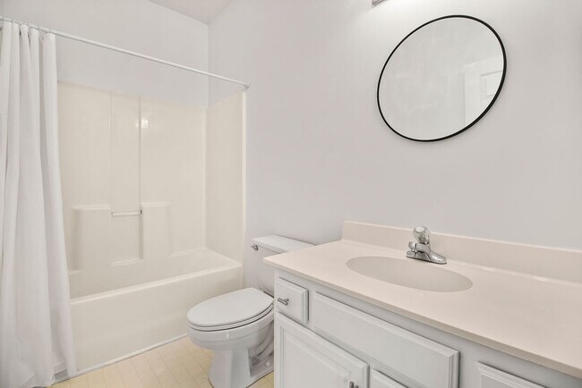 Building Photo - Sweetwater Condo