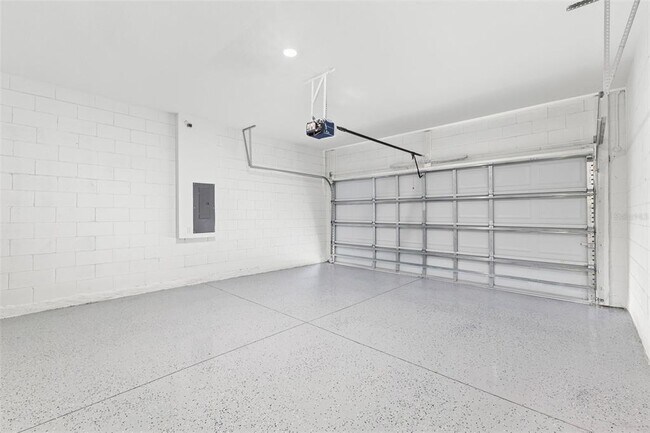 Building Photo - 1771 Roseberry Ln