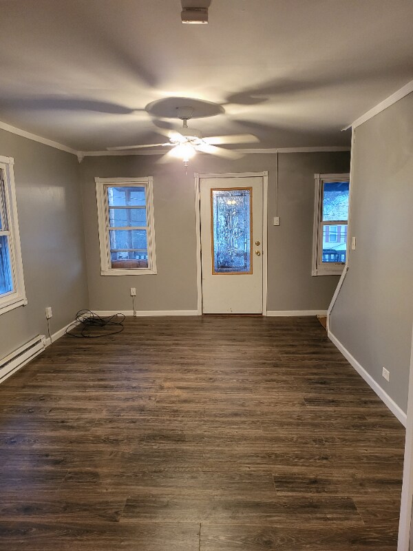 Building Photo - 107 Canaan St