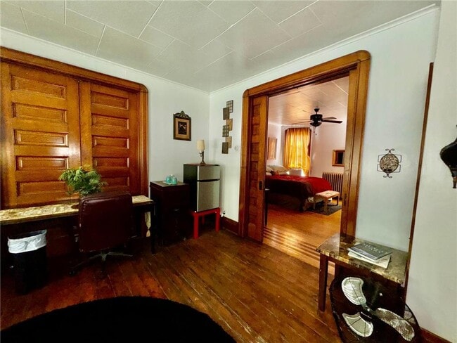 Building Photo - 1464 W Minnehaha Ave