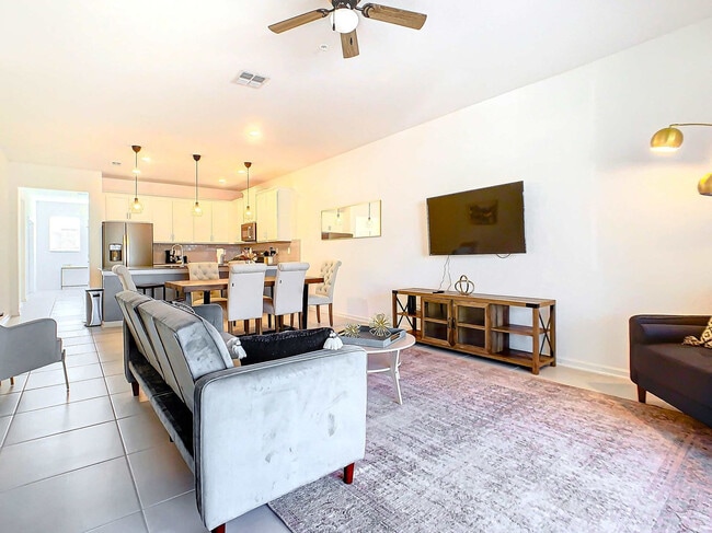 Building Photo - 8879 Cabot Cliffs Dr