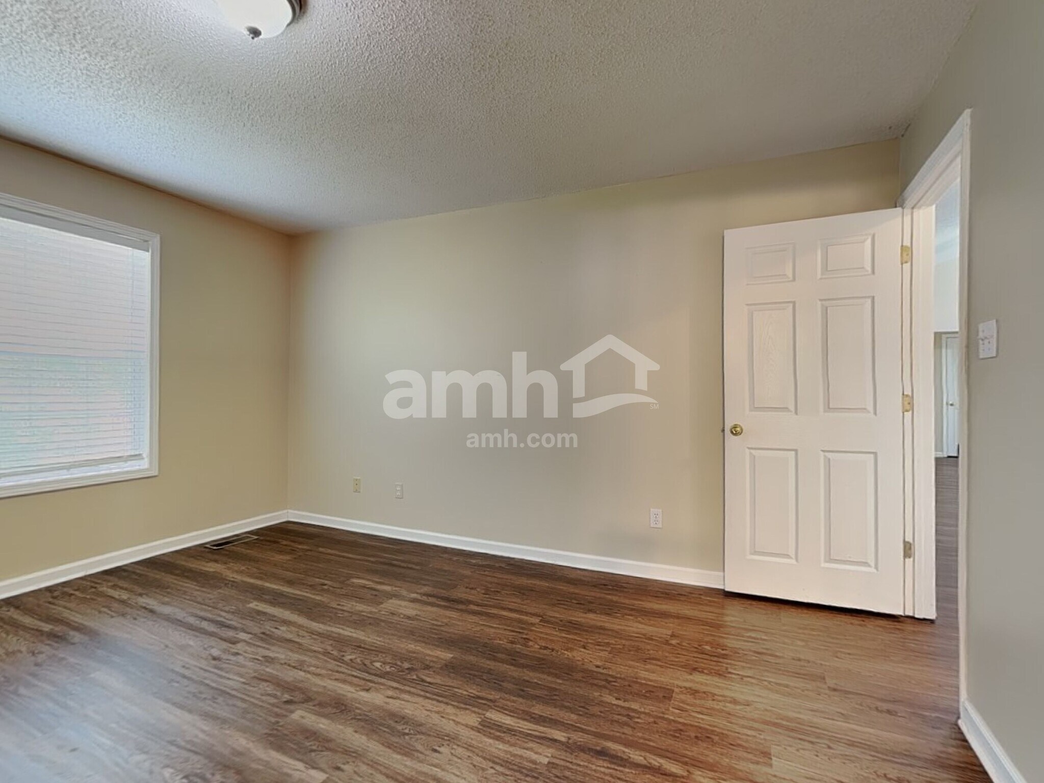 Building Photo - 7708 Cody Ln